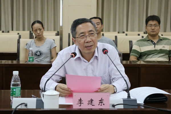 专家组组长李建东讲话_副本.jpg 专家组组长李建东讲话_副本.jpg